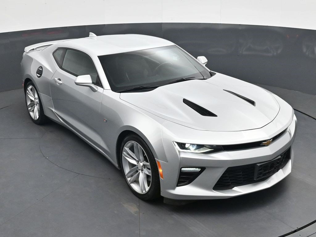 Used 2018 Chevrolet Camaro SS RWD image 20