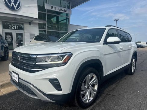 Used 2021 Volkswagen Atlas SE AWD/4WD image 2
