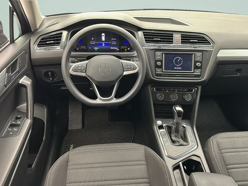 Used 2023 Volkswagen Tiguan S FWD image 12