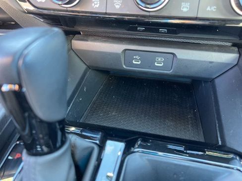 Used 2024 Honda Accord Sport image 24