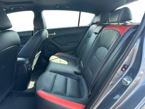 Used 2017 Kia Forte SX FWD image 13