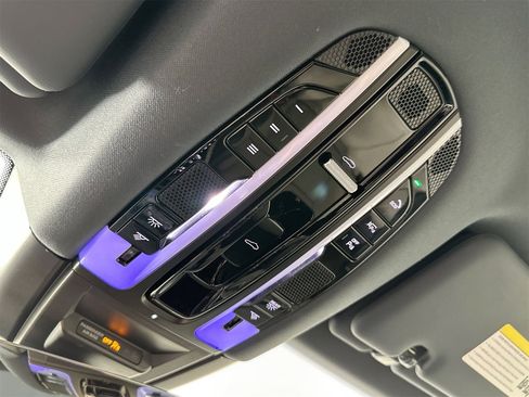 Certified 2023 Porsche Cayenne image 26