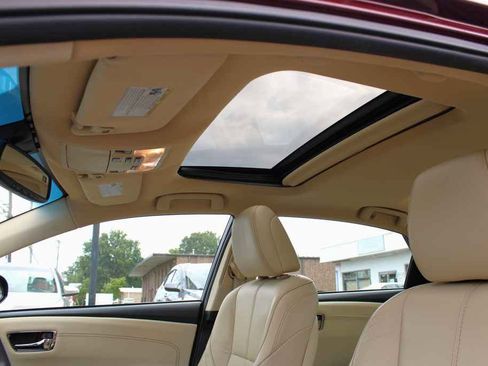 Used 2016 Toyota Avalon Limited w/ Protection Package FWD image 12