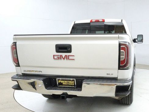 Used 2018 GMC Sierra 1500 SLT w/ Max Trailering Package image 6