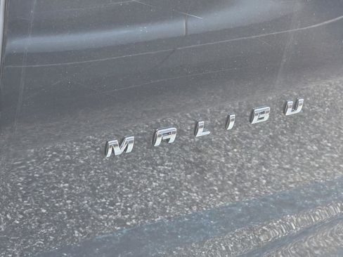 Used 2019 Chevrolet Malibu LT image 24