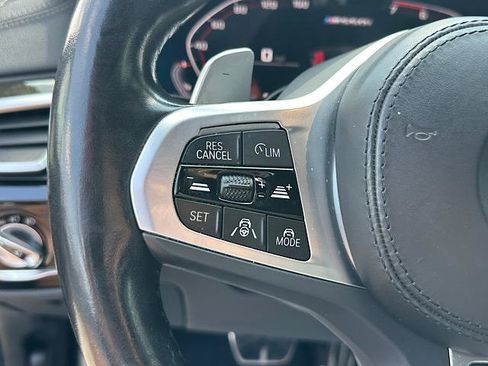 Used 2023 BMW M550i xDrive AWD/4WD image 26