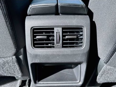 Used 2024 Nissan Rogue S FWD image 23