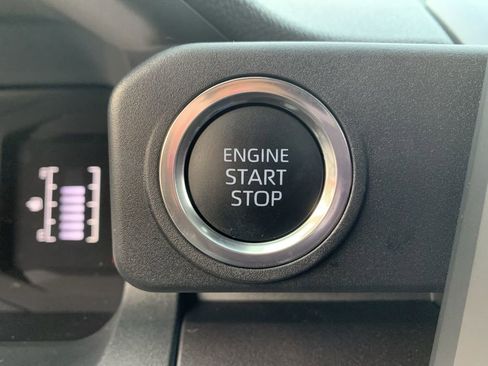 Used 2025 Toyota 4Runner SR5 image 24