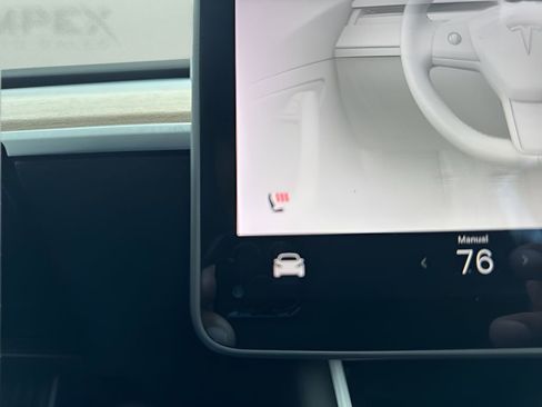 Used 2019 Tesla Model 3 Standard Range Plus image 23