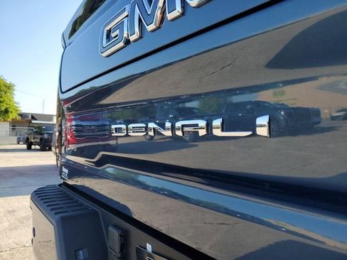 New 2026 GMC Sierra 2500 Denali Ultimate image 9