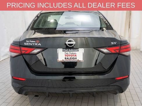 Used 2024 Nissan Sentra SV FWD image 4