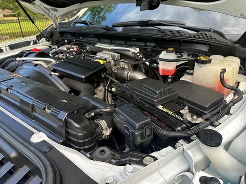 Used 2022 GMC Sierra 2500 AT4 w/ AT4 Preferred Package AWD/4WD image 54