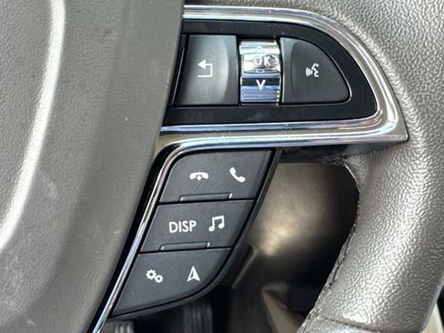 Certified 2023 Lincoln Nautilus AWD w/ Premium Package image 27