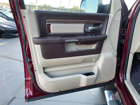 Used 2018 RAM 3500 Laramie image 15