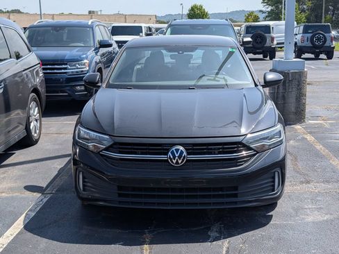 Used 2023 Volkswagen Jetta Sport FWD image 5