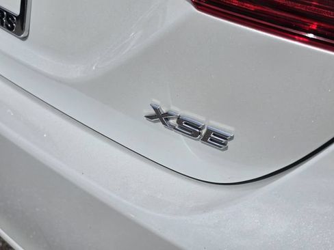 Used 2023 Toyota Camry XSE FWD image 6