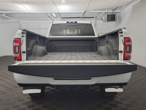 Used 2019 RAM 3500 Limited image 18