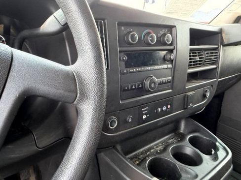 Used 2020 Chevrolet Express 2500 w/ Driver Convenience Package RWD image 22