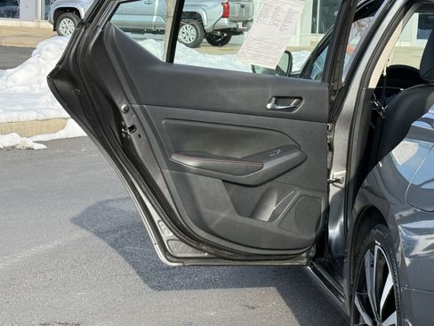 Used 2022 Nissan Altima 2.5 SR image 19