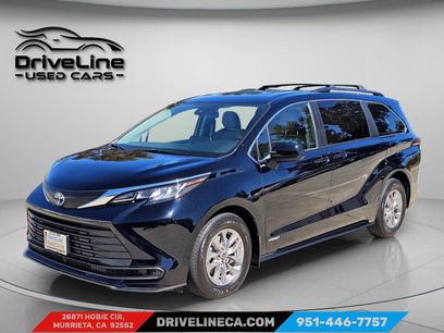 Used 2021 Toyota Sienna LE