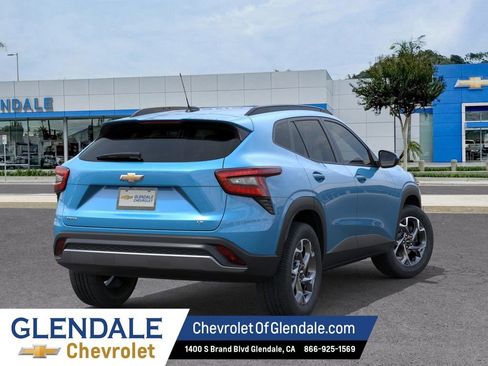 New 2026 Chevrolet Trax LT FWD image 4