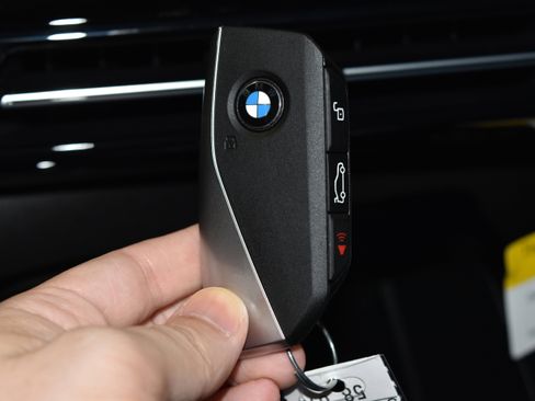 New 2025 BMW X2 xDrive28i w/ Technology Package image 14