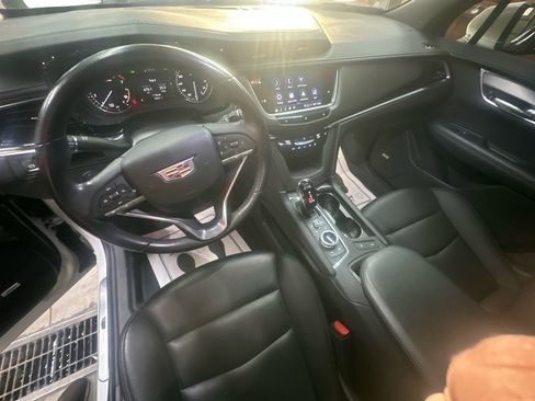 Used 2021 Cadillac XT6 Luxury FWD image 31