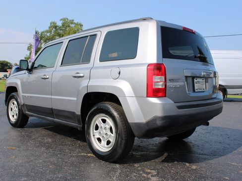 Used 2016 Jeep Patriot Sport w/ Power Value Group AWD/4WD image 9