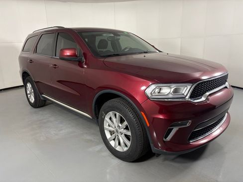 Used 2021 Dodge Durango SXT image 2