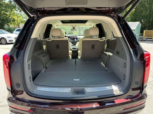 Used 2020 Cadillac XT6 Premium Luxury AWD/4WD image 21