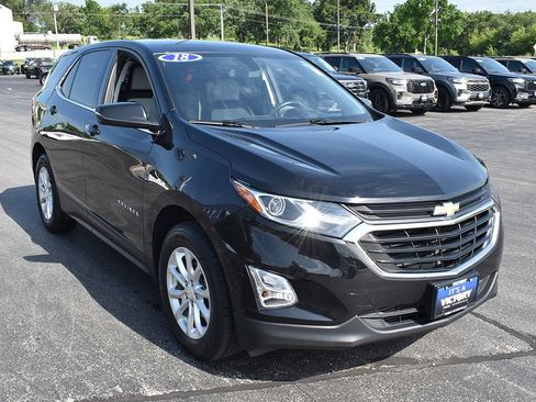 Used 2018 Chevrolet Equinox LT FWD image 12
