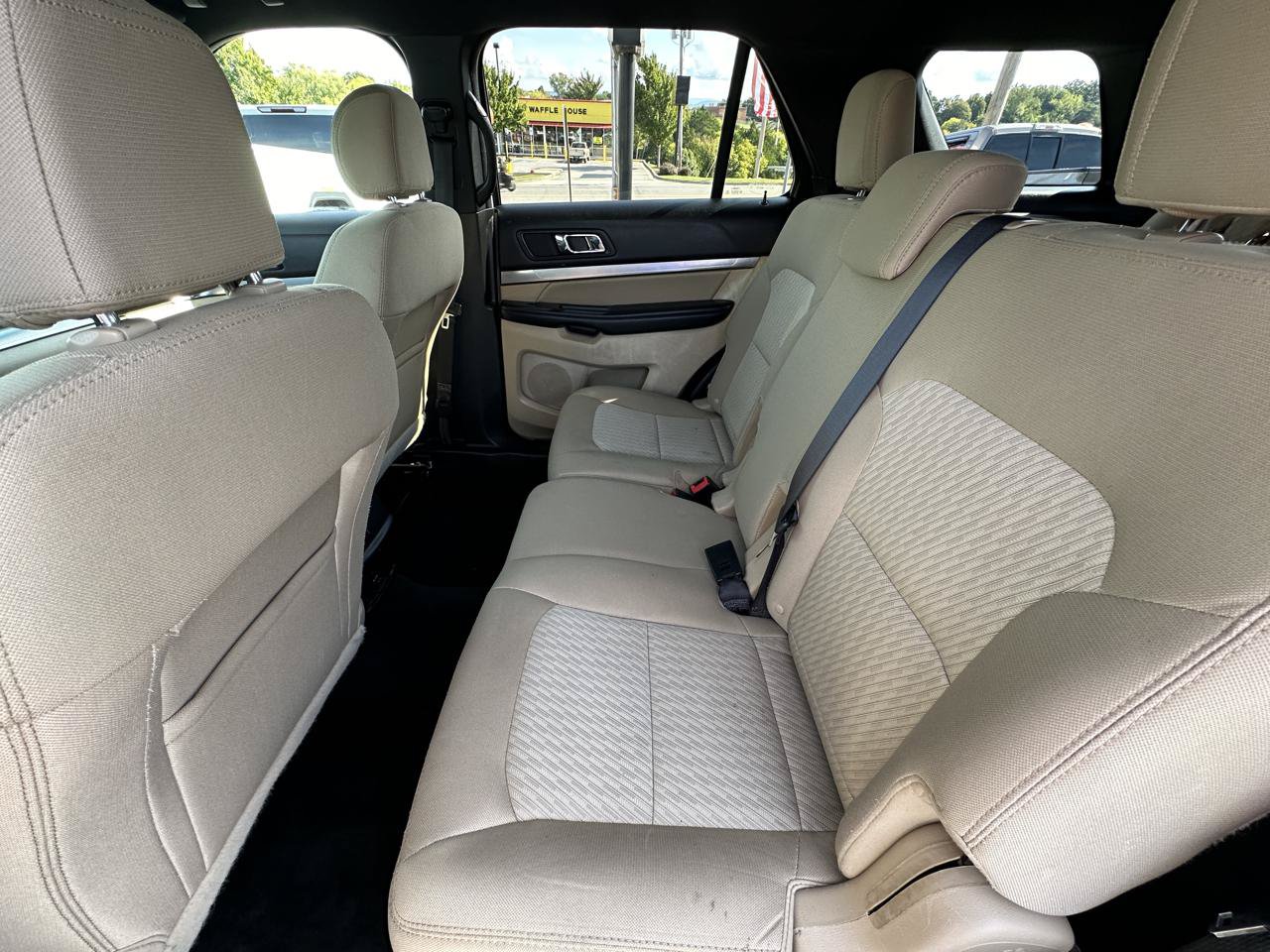 Used 2016 Ford Explorer 4WD image 9