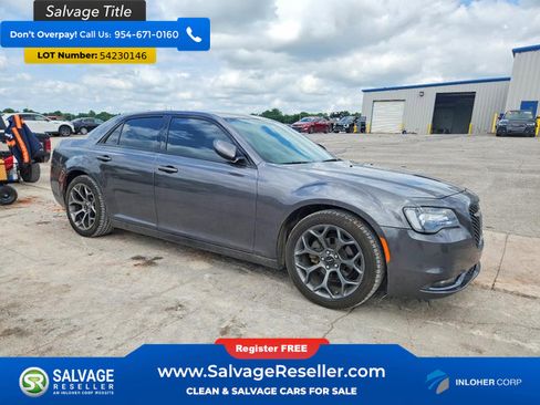 Used 2016 Chrysler 300 S RWD image 5