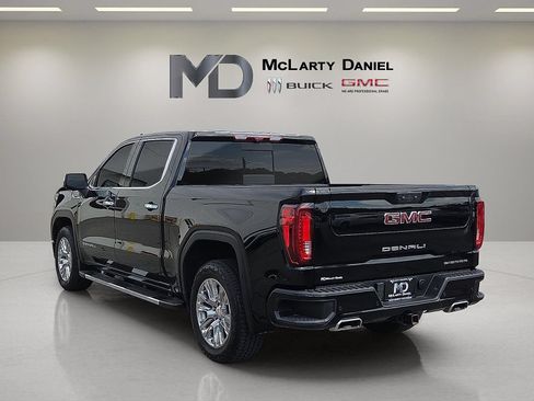 Used 2024 GMC Sierra 1500 Denali w/ Technology Package AWD/4WD image 13