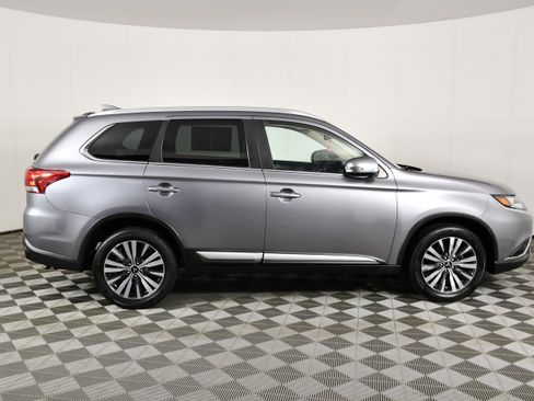 Used 2020 Mitsubishi Outlander SEL AWD/4WD image 5