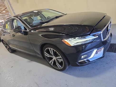Used 2021 Volvo S60 T5 Inscription AWD/4WD image 2