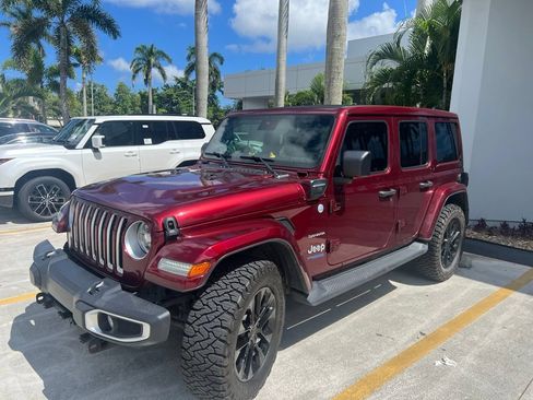 Used 2021 Jeep Wrangler Unlimited Sahara w/ Cold Weather Group AWD/4WD image 8