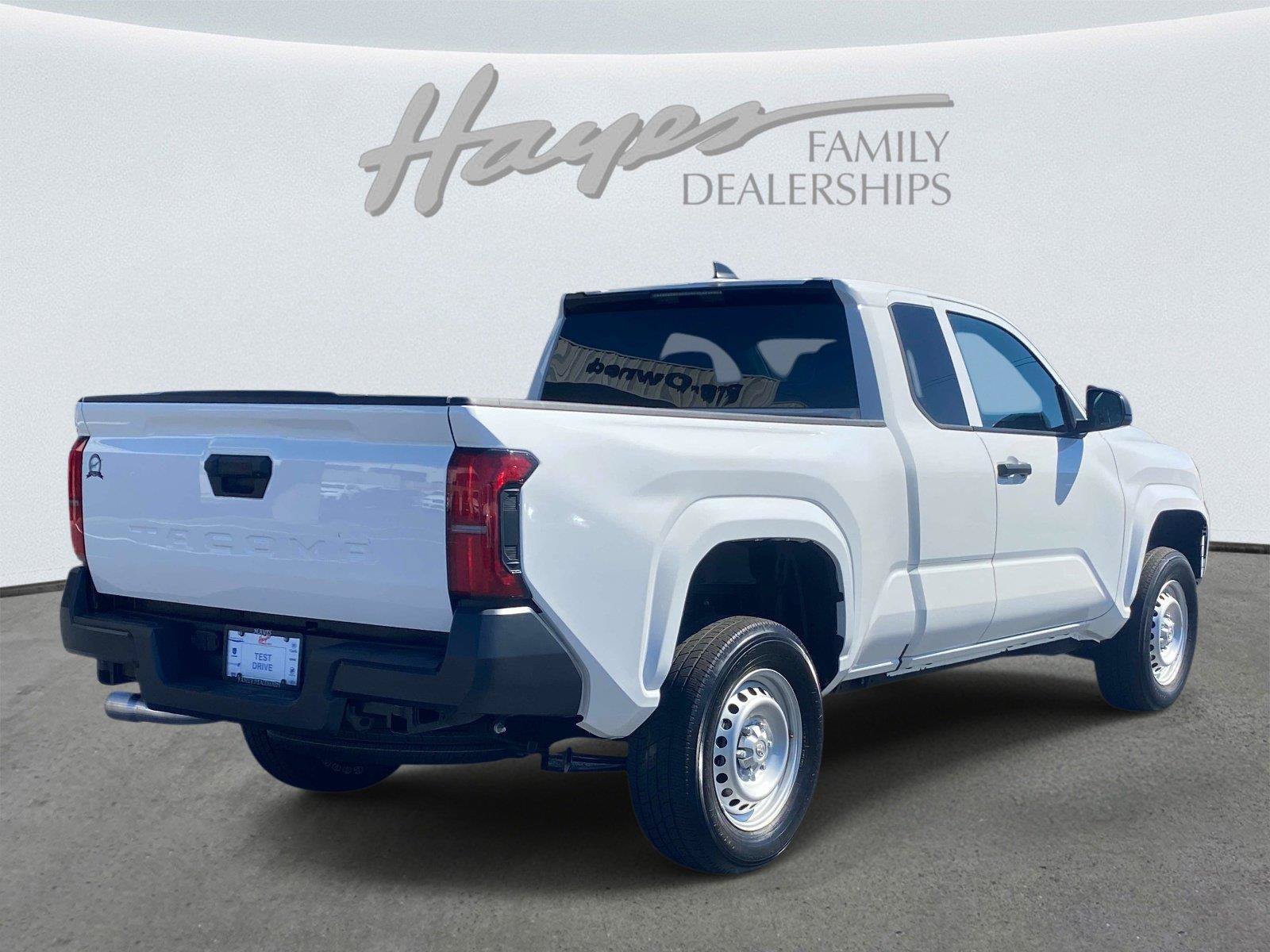 Used 2025 Toyota Tacoma SR RWD image 3