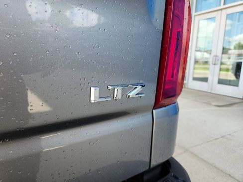 New 2026 Chevrolet Silverado 1500 LTZ w/ LTZ Premium Package AWD/4WD image 33