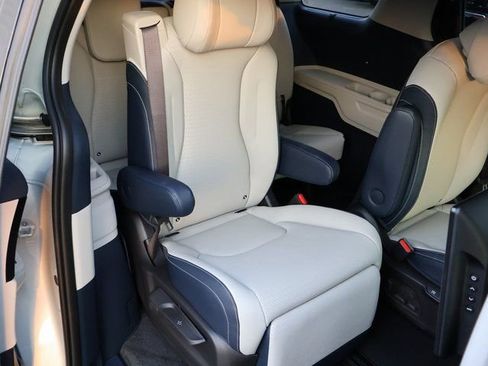 New 2026 Kia Carnival SX Prestige FWD image 12