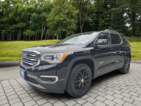 Used 2019 GMC Acadia SLT w/ LPO, Cargo Package AWD/4WD image 2
