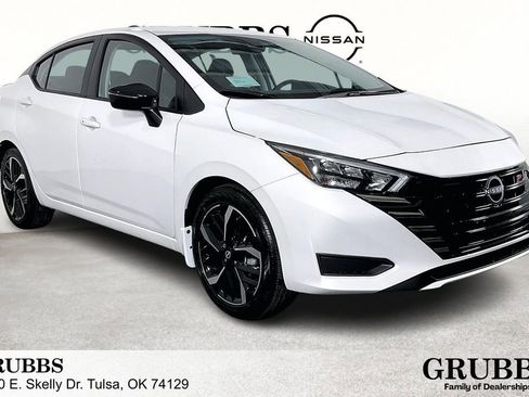 New 2025 Nissan Versa SR w/ Trunk Package image 1