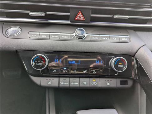 New 2026 Hyundai Elantra Limited image 20