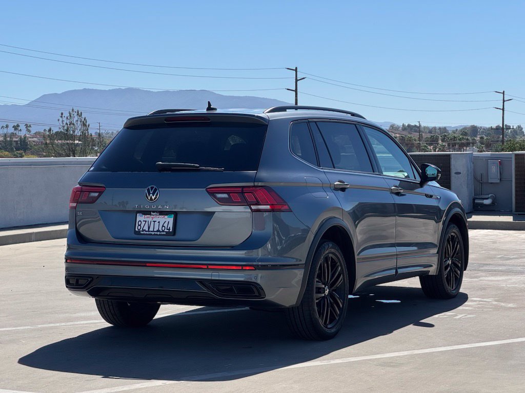Used 2022 Volkswagen Tiguan SE R-Line FWD image 32