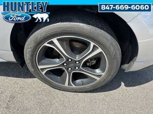 Used 2022 Ford Edge ST image 8