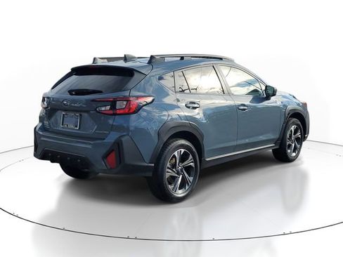 Used 2024 Subaru Crosstrek 2.0i Premium image 4