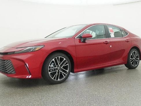 New 2026 Toyota Camry XLE FWD image 17
