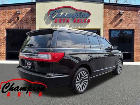 Used 2018 Lincoln Navigator Reserve w/ Technology Package AWD/4WD image 4