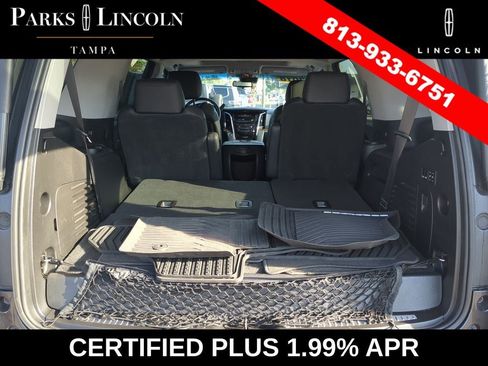 Used 2018 Cadillac Escalade Luxury AWD/4WD image 8