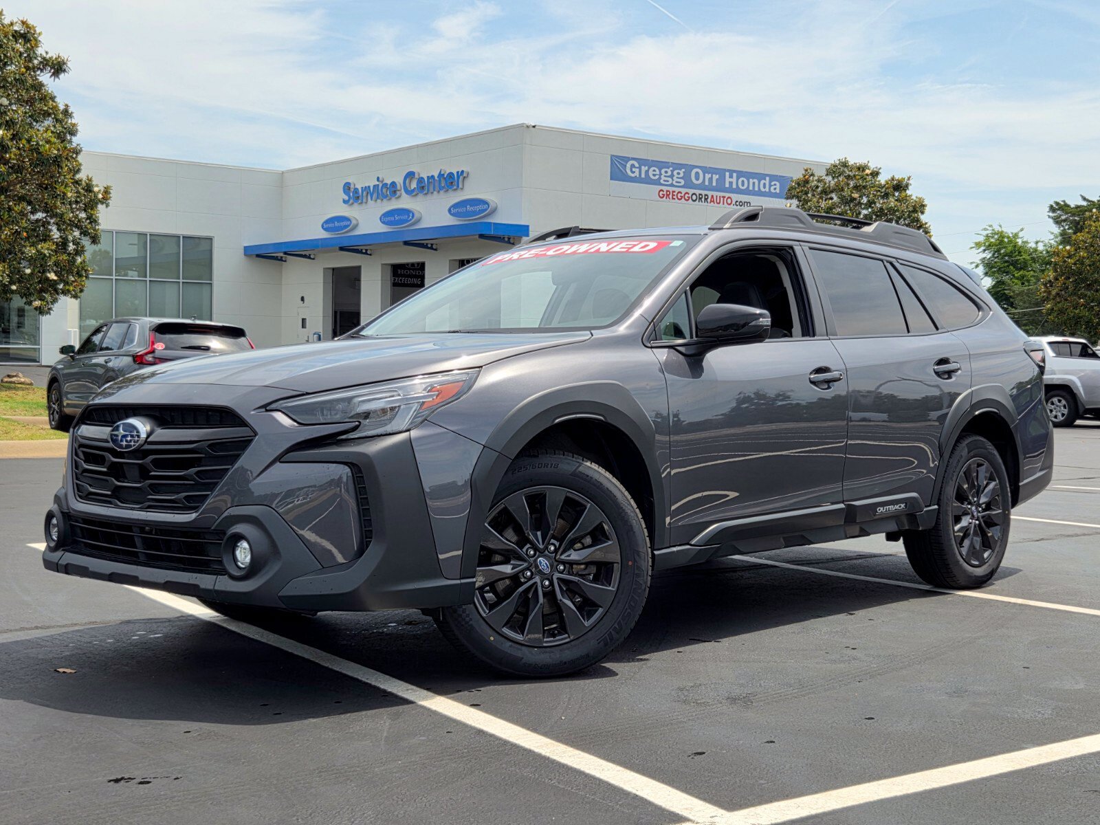 Used 2025 Subaru Outback Onyx Edition AWD/4WD image 1